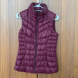 Athleta vest